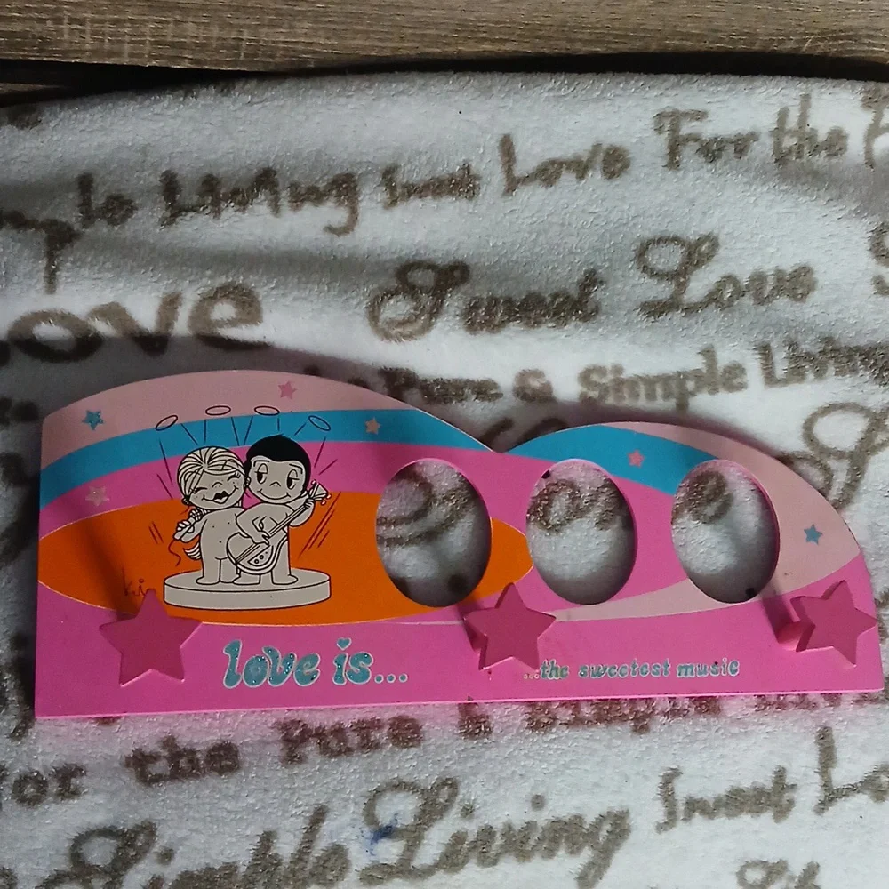 W2k LOVE IS WOODEN FRAME HANGER